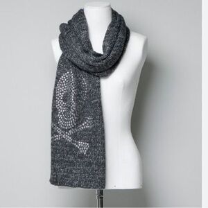 🦋 2/$25🦋 Zara Gray Skull Scarf with Rhinestone Design